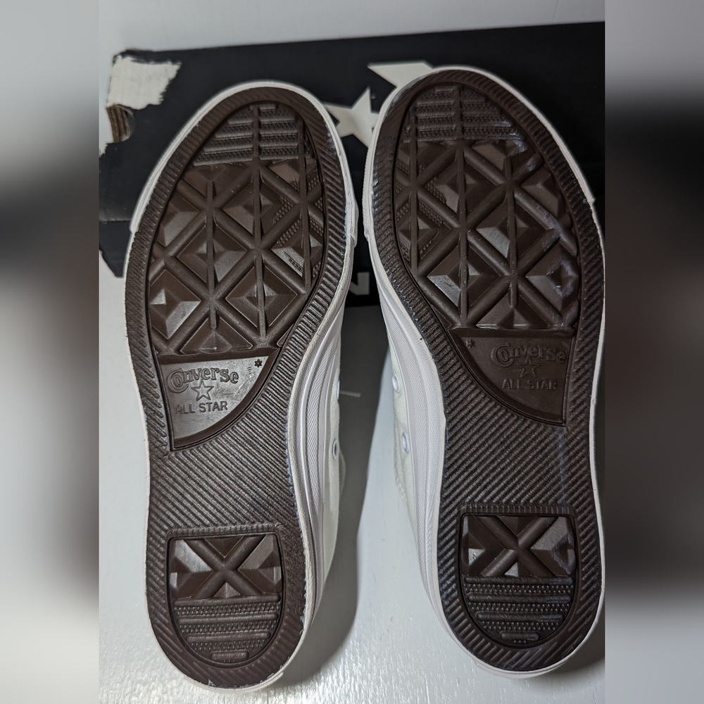 Converse Chuck Taylor All Star Canvas Sneakers . - Picture 11 of 15